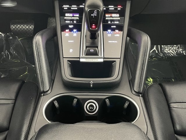 2023 Porsche Cayenne Platinum Edition