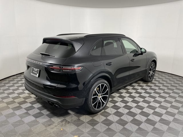 2023 Porsche Cayenne Platinum Edition