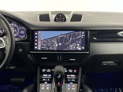 2023 Porsche Cayenne Base
