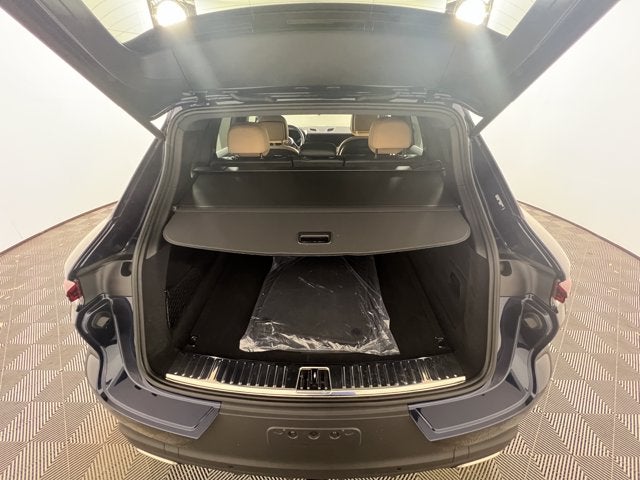 2025 Porsche Cayenne AWD