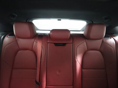 2024 Porsche Macan Electric 4