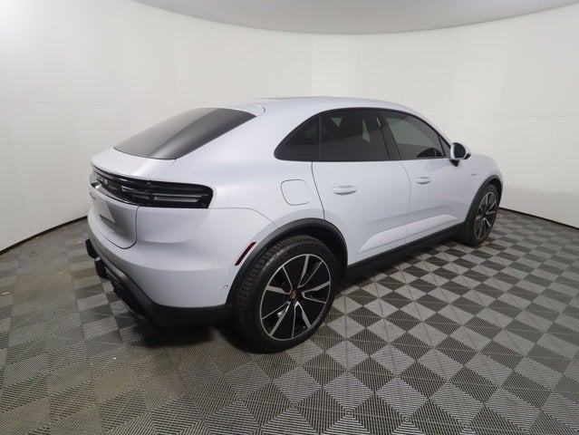 2024 Porsche Macan Electric 4