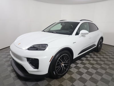 2025 Porsche Macan Electric 4