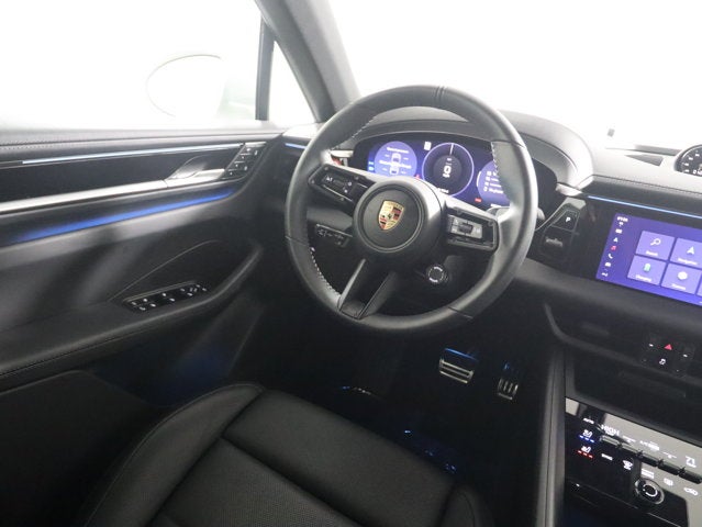 2025 Porsche Macan Electric 4