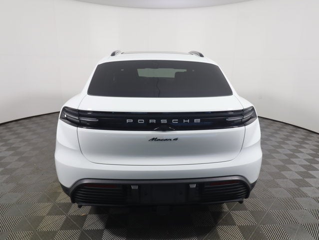 2025 Porsche Macan Electric 4
