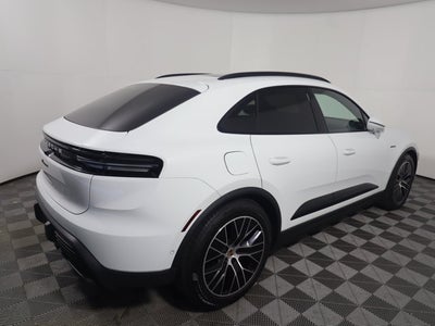 2025 Porsche Macan Electric 4