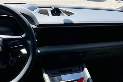2025 Porsche Macan Electric 4