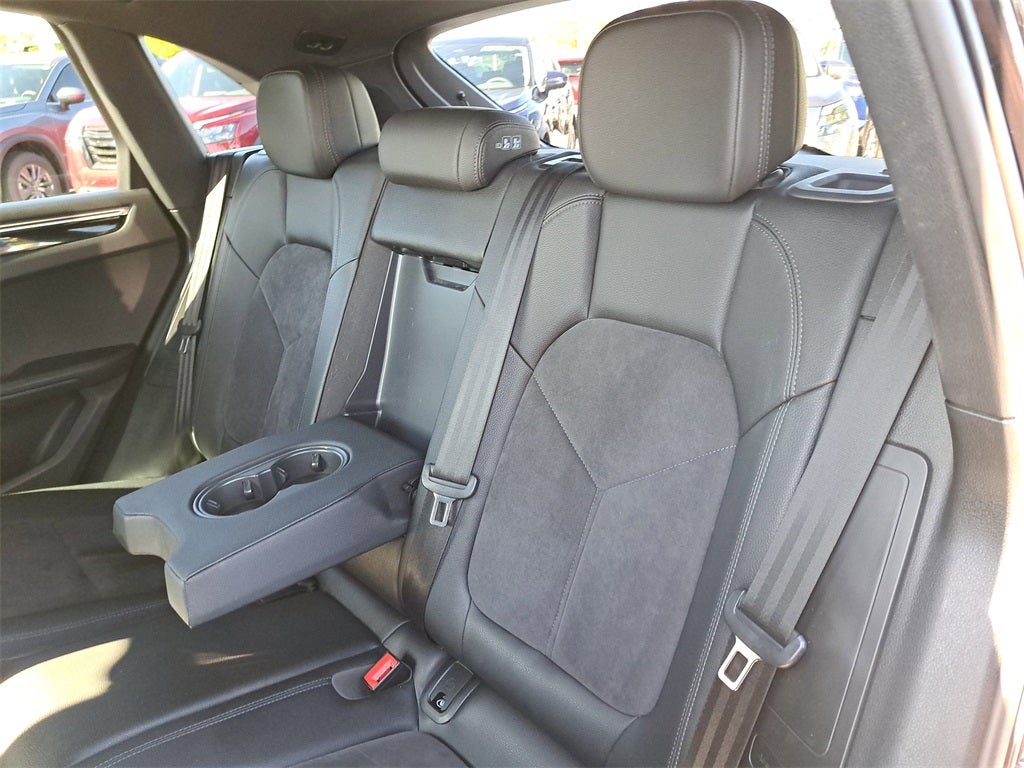 2021 Porsche Macan S