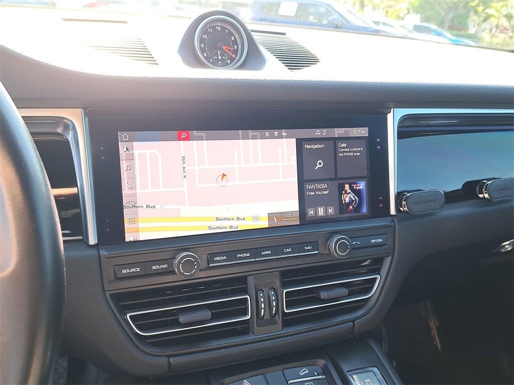 2021 Porsche Macan S