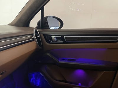 2023 Porsche Cayenne S Platinum Edition