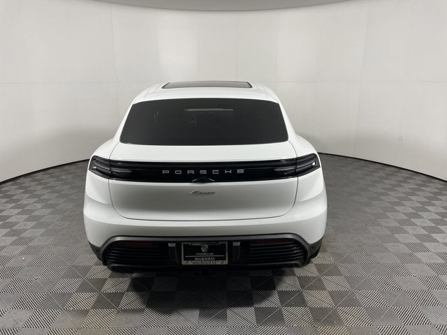 2025 Porsche Macan Electric RWD