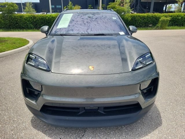 2025 Porsche Macan Electric Base