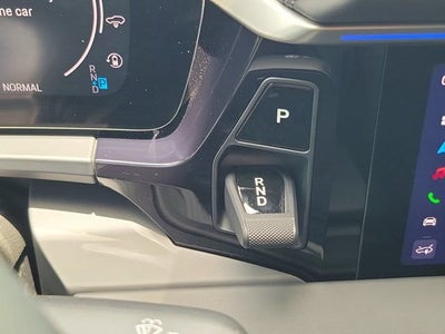 2025 Porsche Macan Electric Base