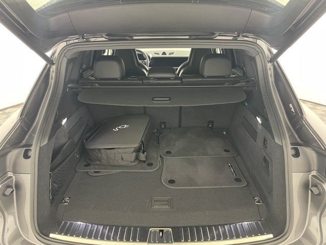 2026 Porsche Cayenne E-Hybrid