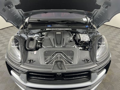 2025 Porsche Macan S