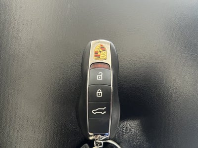 2025 Porsche Macan S