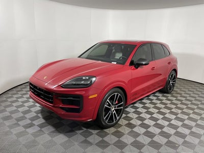 2025 Porsche Cayenne GTS