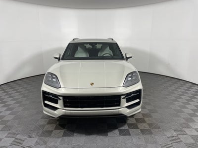 2025 Porsche Cayenne GTS