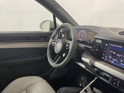 2025 Porsche Cayenne GTS