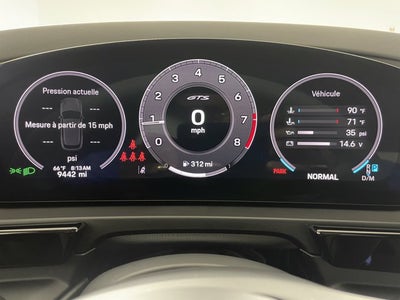 2025 Porsche Cayenne GTS