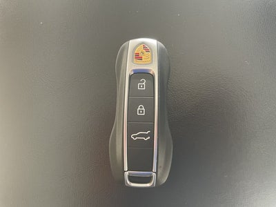 2025 Porsche Cayenne GTS