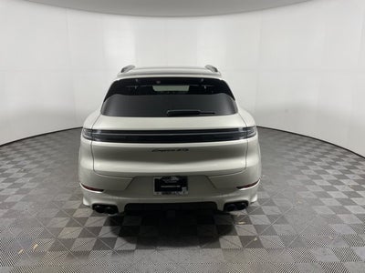 2025 Porsche Cayenne GTS