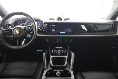 2025 Porsche Cayenne S