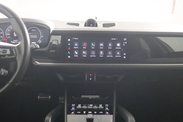 2025 Porsche Cayenne S