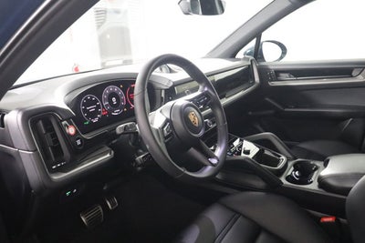 2025 Porsche Cayenne S