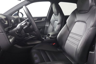 2025 Porsche Cayenne S