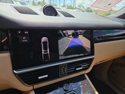 2021 Porsche Cayenne Base