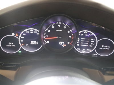 2023 Porsche Cayenne Platinum Edition