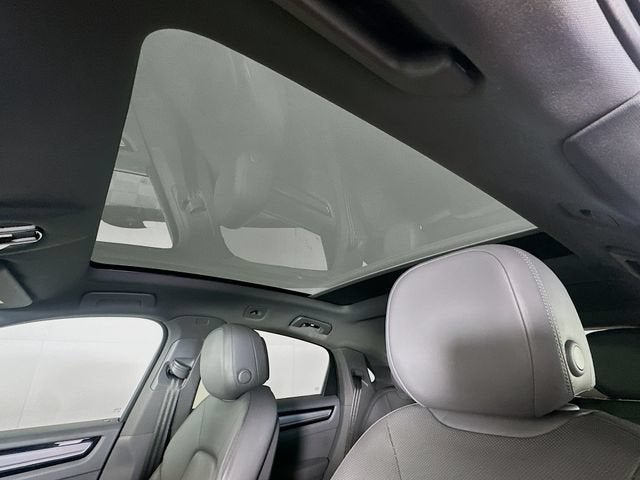 2021 Porsche Cayenne Base
