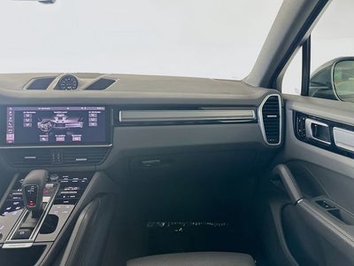 2021 Porsche Cayenne Base