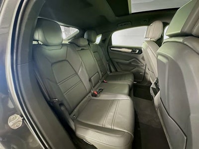 2021 Porsche Cayenne Base