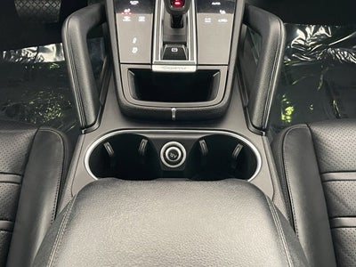 2023 Porsche Cayenne Platinum Edition