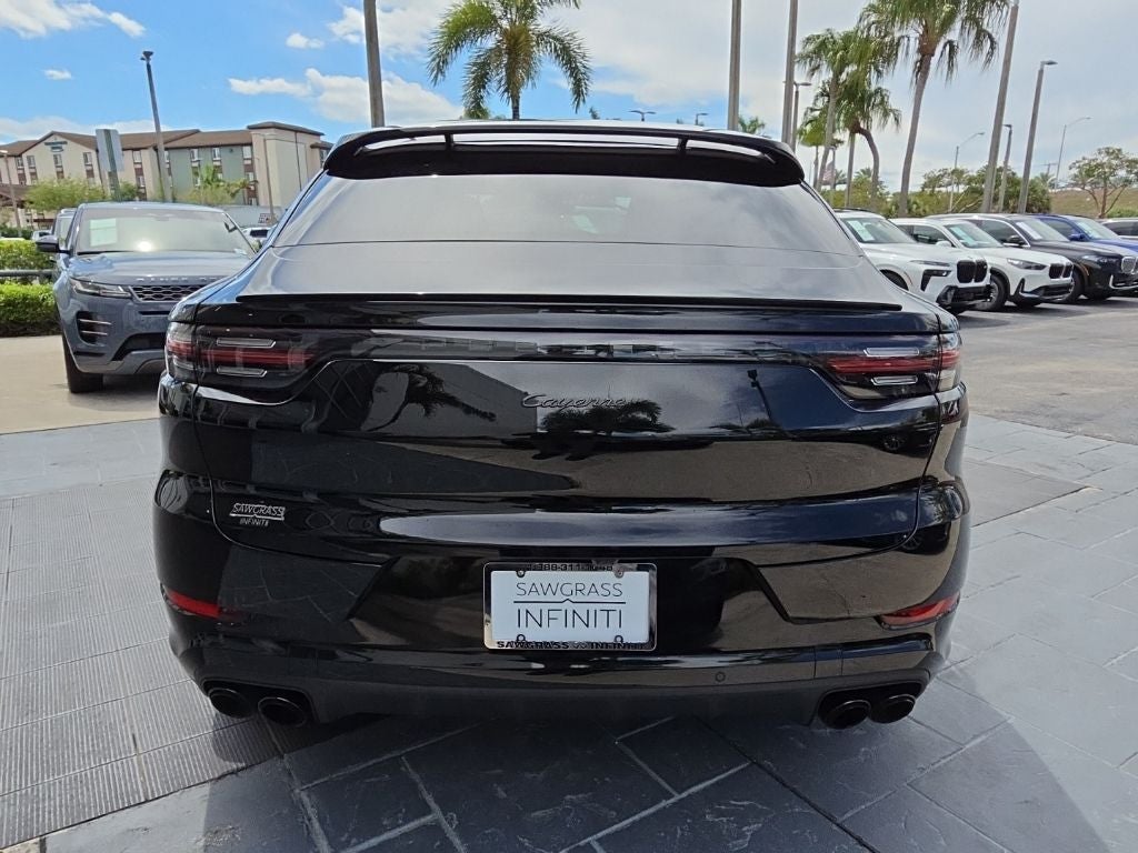 2023 Porsche Cayenne Platinum Edition