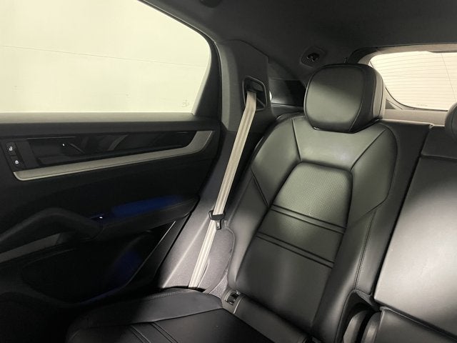 2025 Porsche Cayenne Coupe