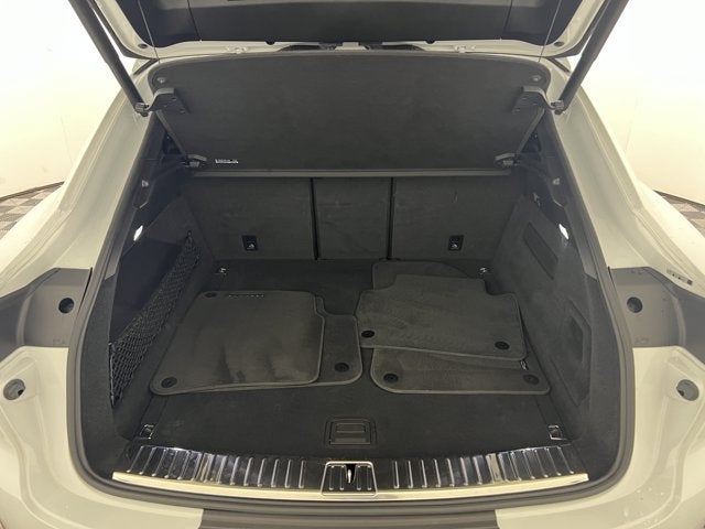 2023 Porsche Cayenne Base