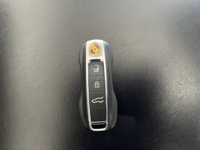 2023 Porsche Cayenne Base