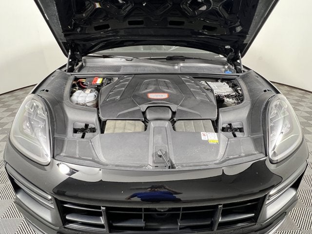 2023 Porsche Cayenne Turbo GT