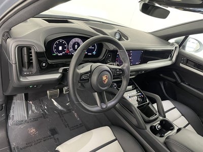 2025 Porsche Cayenne S