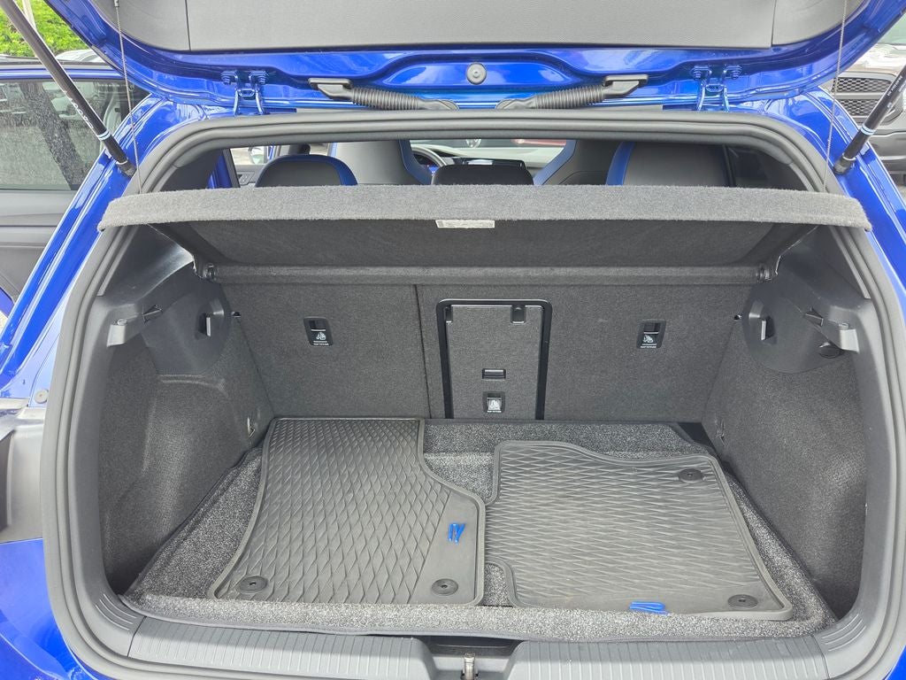 2024 Volkswagen Golf R 2.0T