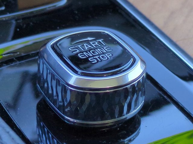 2025 Volvo XC90 Plus