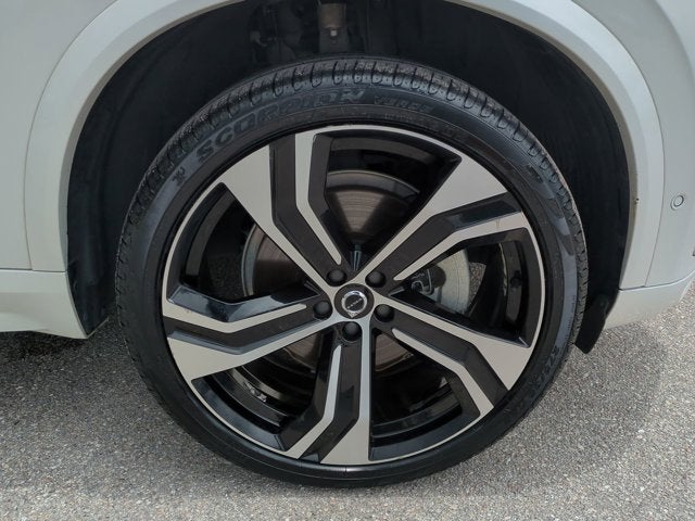 2024 Volvo XC90 Ultimate Bright Theme