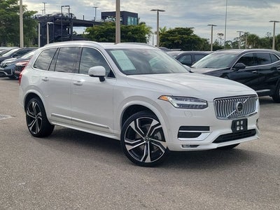 2025 Volvo XC90 B6 Ultra