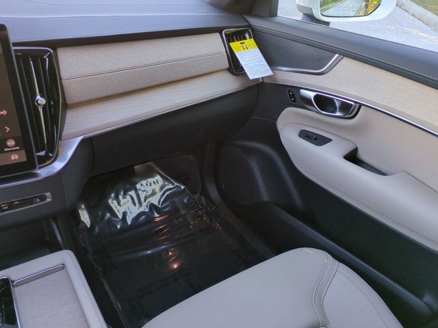 2026 Volvo XC90 Core