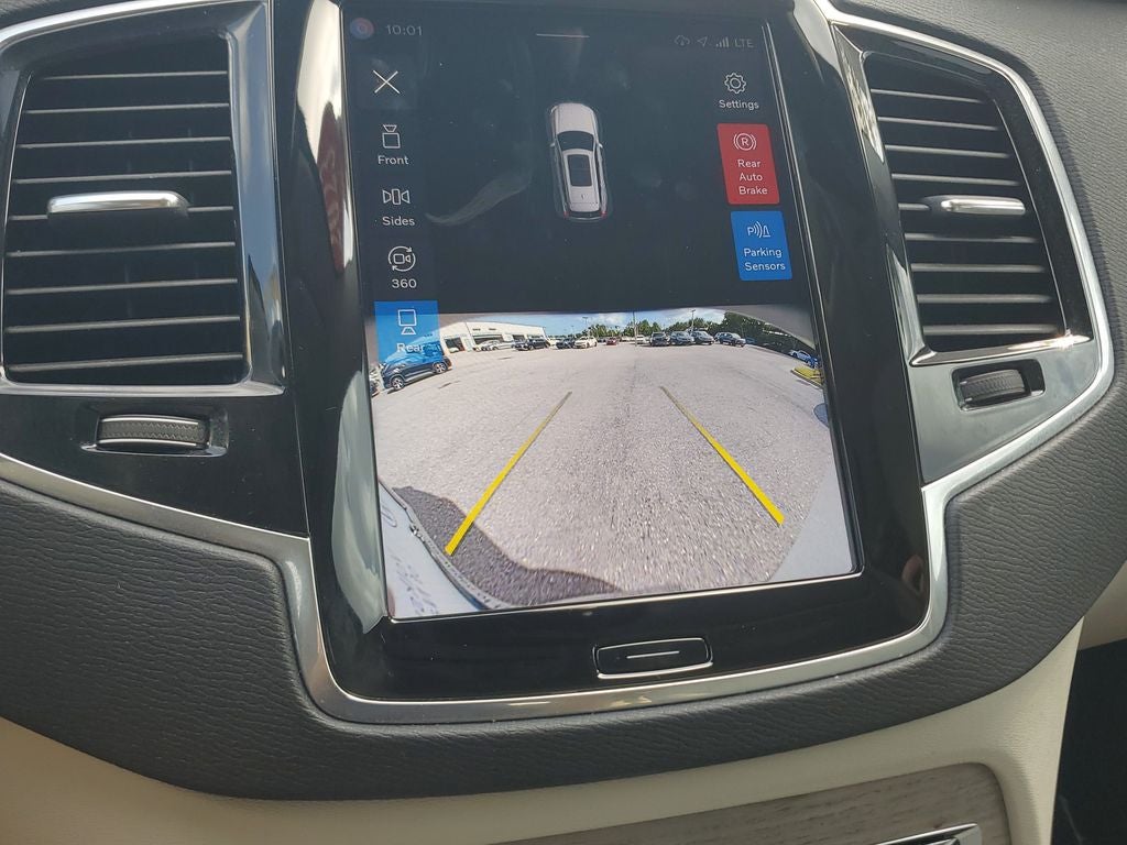 2023 Volvo XC90 B6 Plus 7-Seater