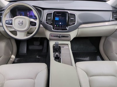 2023 Volvo XC90 Plus