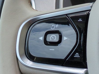 2023 Volvo XC90 Plus